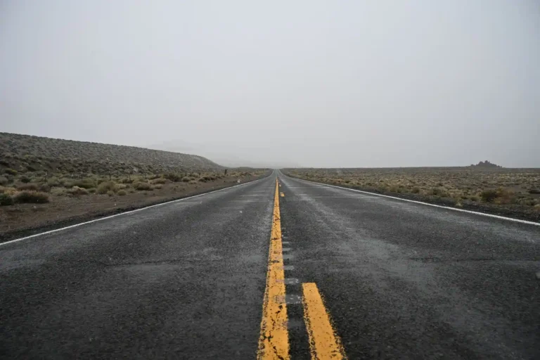 Road trip : la méthode pour bien le préparer, de l&rsquo;itinéraire à la route