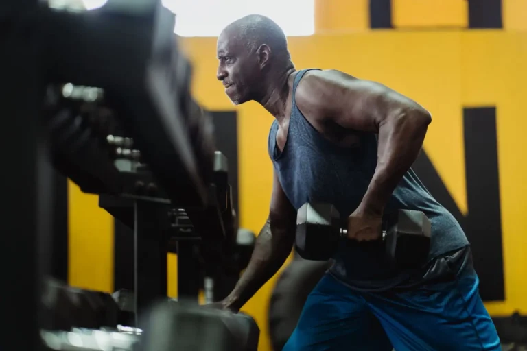 Train, Sweat, Eat : ce que cache vraiment ce mantra fitness