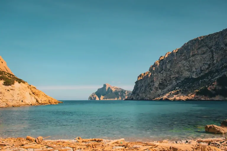 Voyage dernière minute aux Baléares : quelle île viser