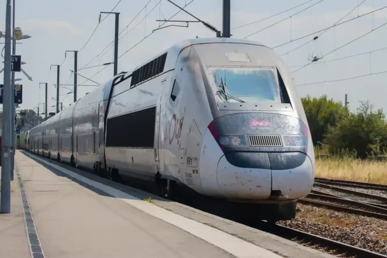 Train Marseille-Paris : durée, gares, opérateurs et prix
